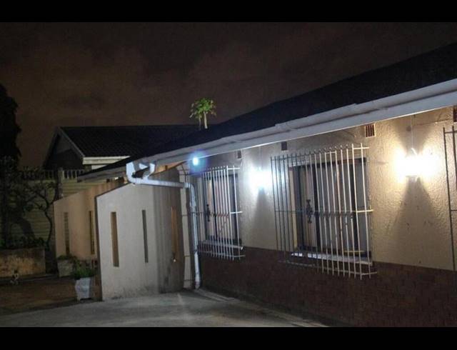 4 BEDROOM PROPERTY TO RENT IN BLUFF